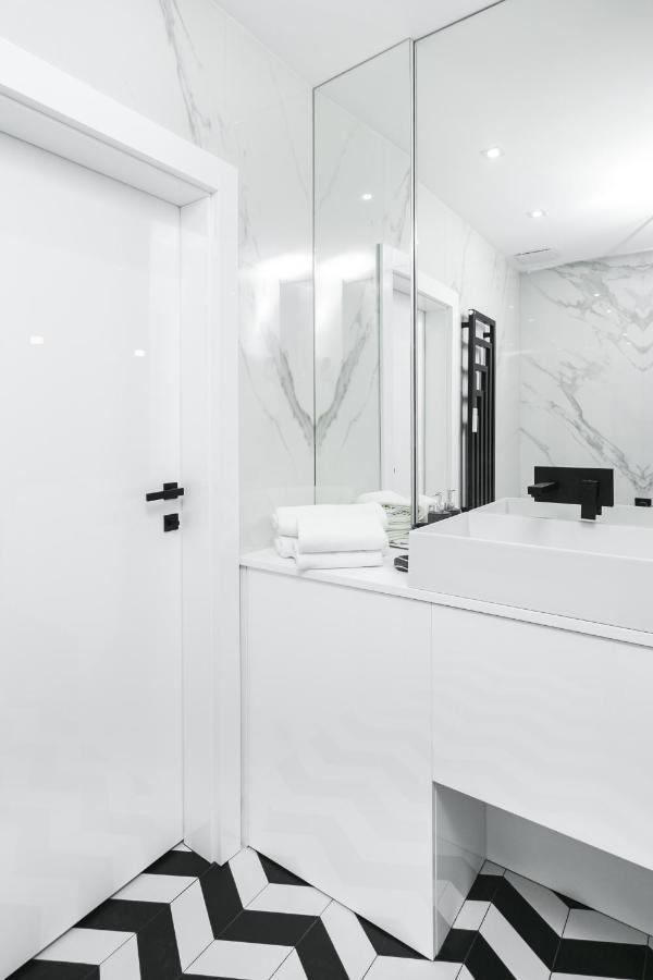 Luxury Apartments Mennica Residence - Golden Apartments - City Center Varsovia Exterior foto